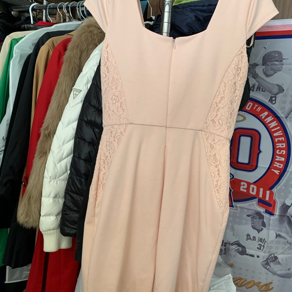 Dress - Picture 2 of 5